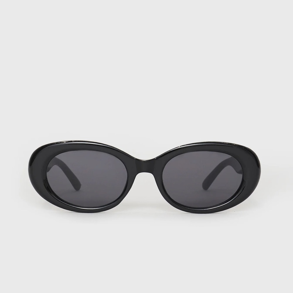 Princess Polly Streep Sunglasses Black